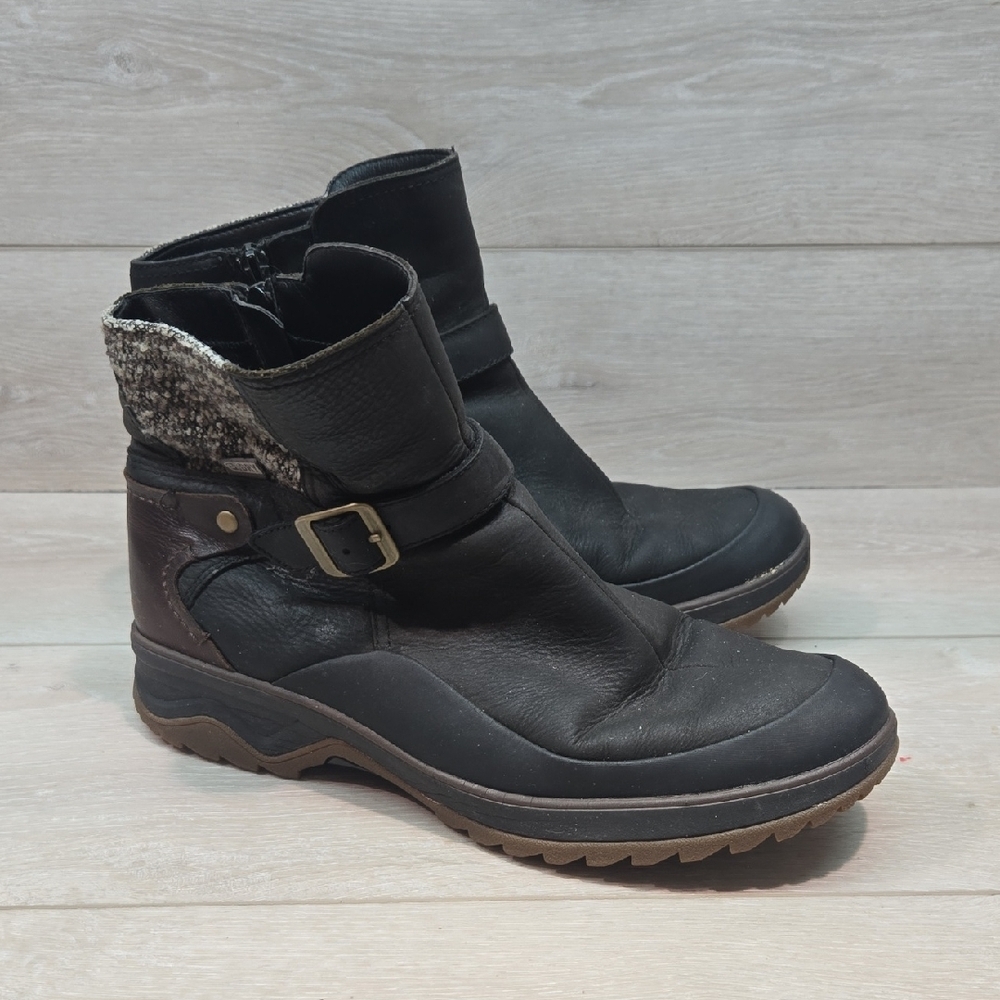 Merrel Women's Leather Ankle Boots Shoes Sz 11